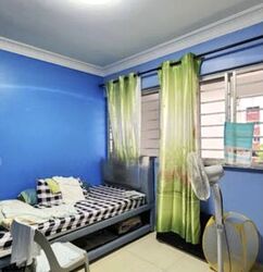 Blk 559 Jurong West Street 42 (Jurong West), HDB Executive #602189001